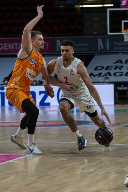 他的故事启 他的故事启